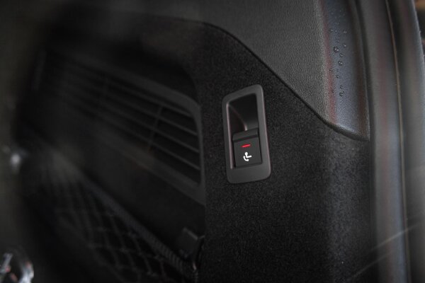 trekhaak elektrisch uitklapbaar