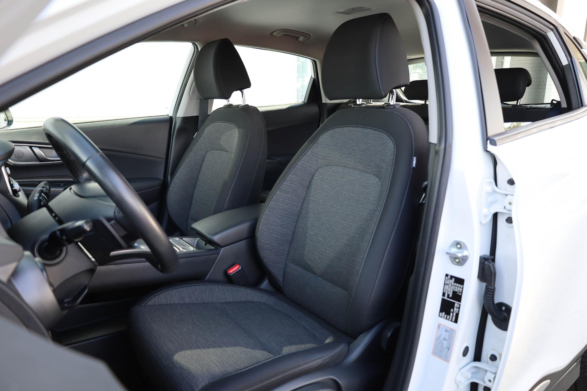 Hyundai Kona 204pk EV Comfort 64 kWh - Afbeelding 4