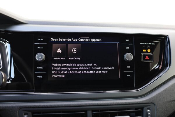 Apple Carplay/Android Auto