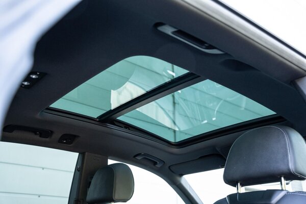 elektrisch glazen panorama-dak