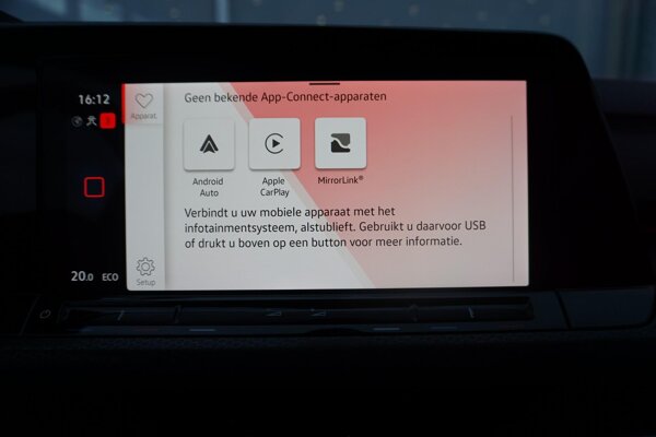 Apple Carplay/Android Auto