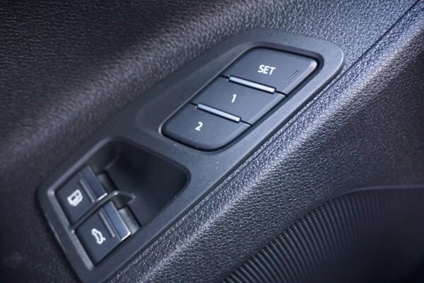 elektrisch verstelb. bestuurdersstoel met geheugen elektrisch verstelb. bestuurdersstoel met geheugen