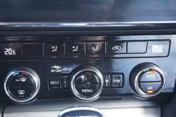 airco (automatisch) airco (automatisch)