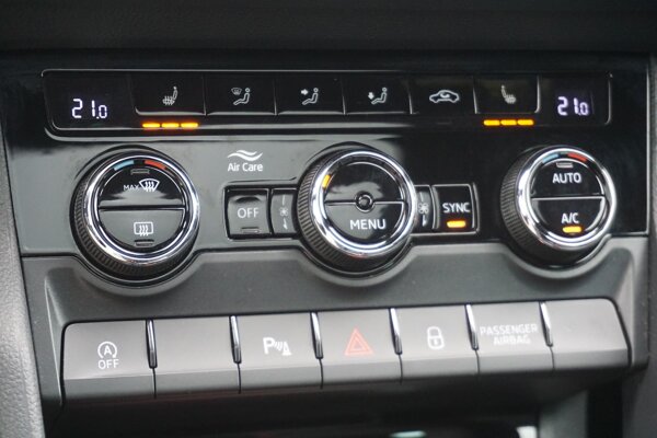 voorstoelen verwarmd voorstoelen verwarmd