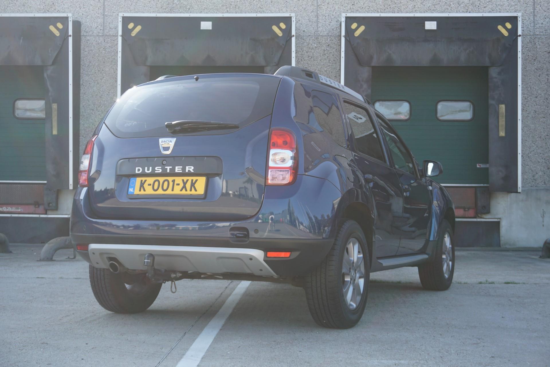 Dacia Duster 1.2 TCe 125pk 4x2 Blackshadow - Afbeelding 2