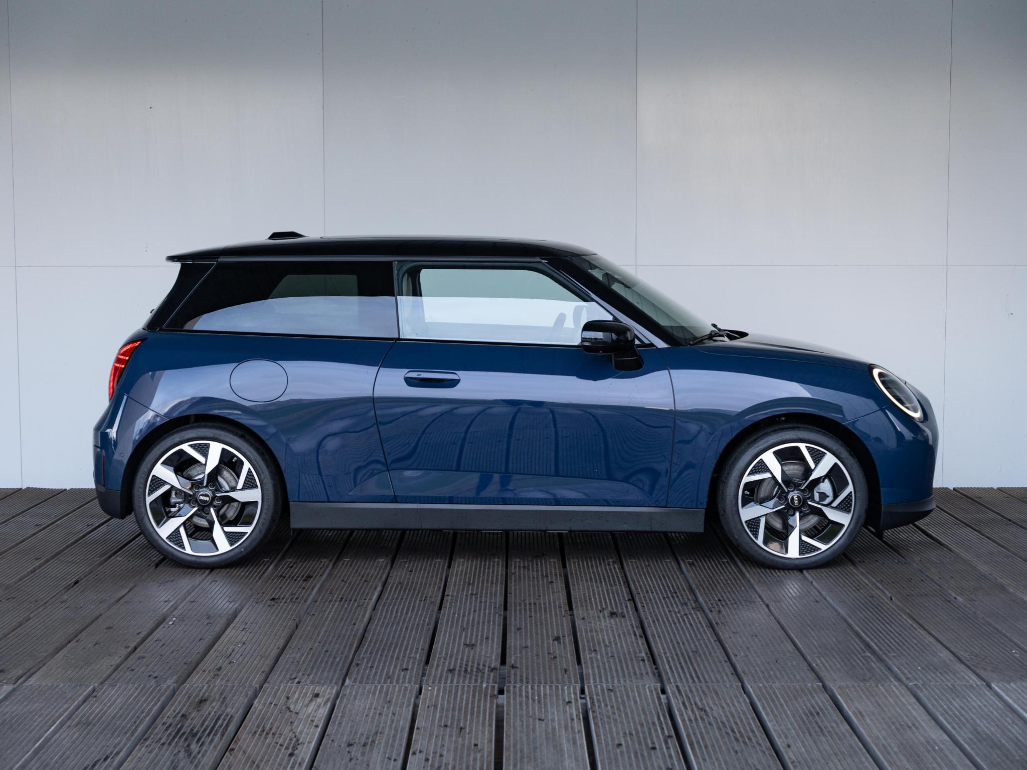 MINI 3-Deurs Cooper E - Afbeelding 4