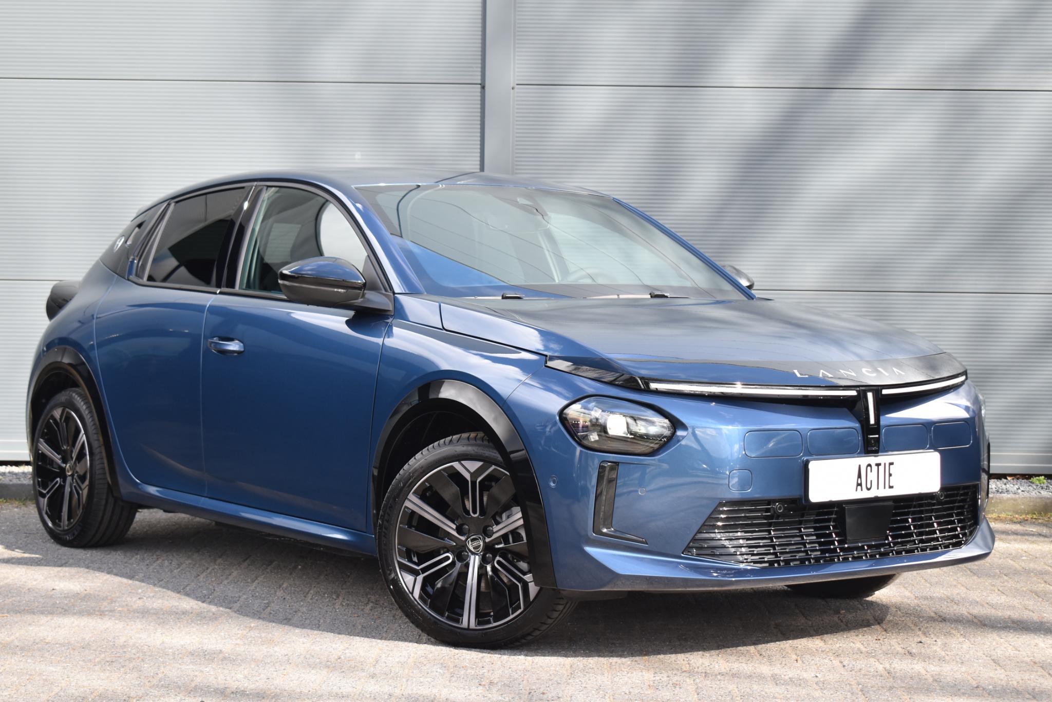 Lancia Ypsilon Edizione Cassina Limitata 51 kWh - Afbeelding 3