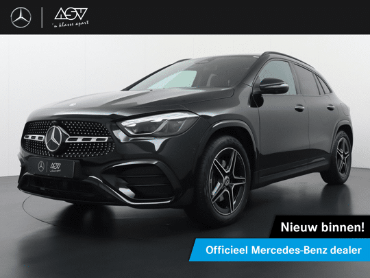Mercedes-Benz GLA 180 Business Solution AMG Mercedes-Benz GLA 180 Business Solution AMG