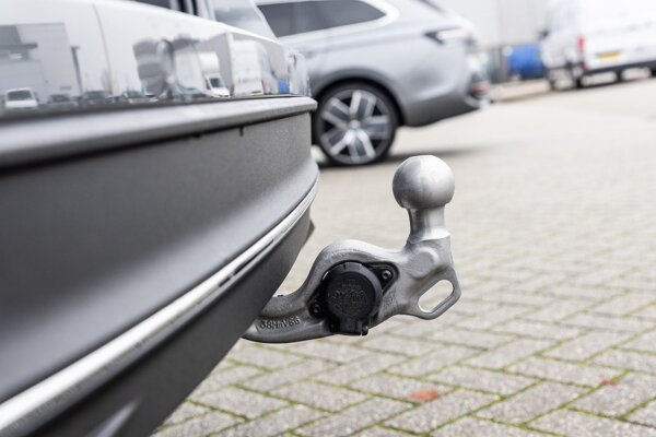 trekhaak elektrisch uitklapbaar