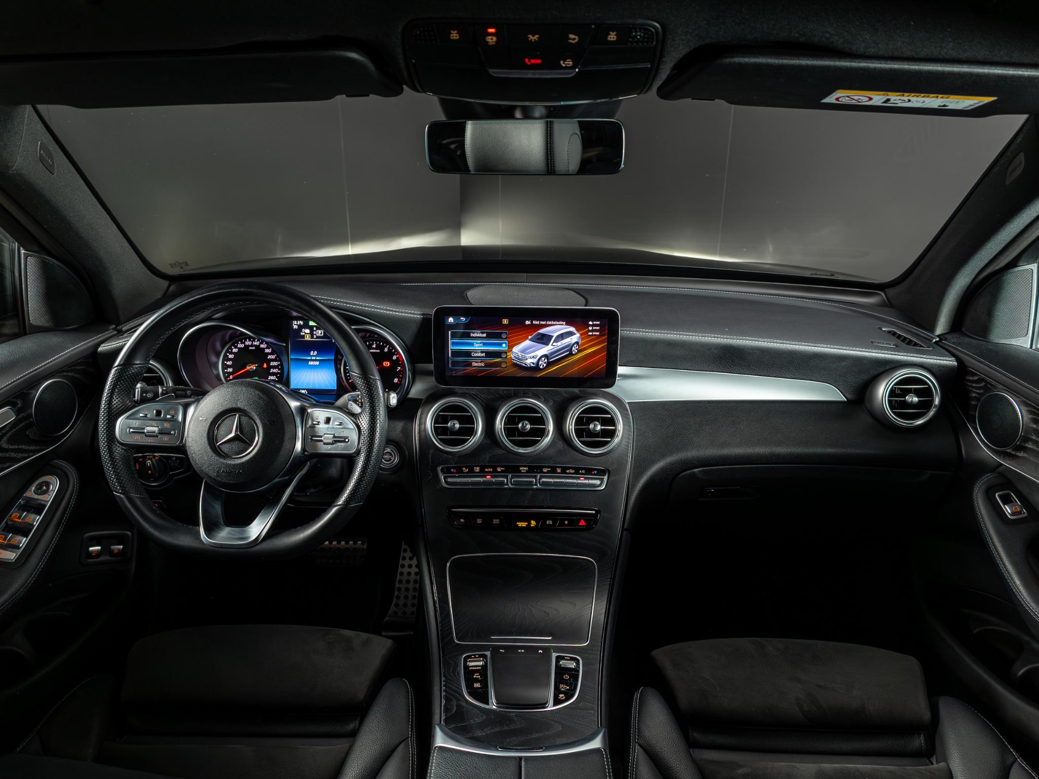 Mercedes-Benz GLC 300e 4MATIC - Afbeelding 3