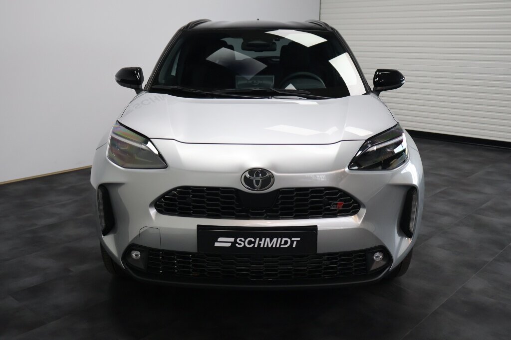 Toyota Yaris Cross 1.5 Hyb 130 GR Sport Automaat | Camera | Winter Pakket | Keyless - Afbeelding 2
