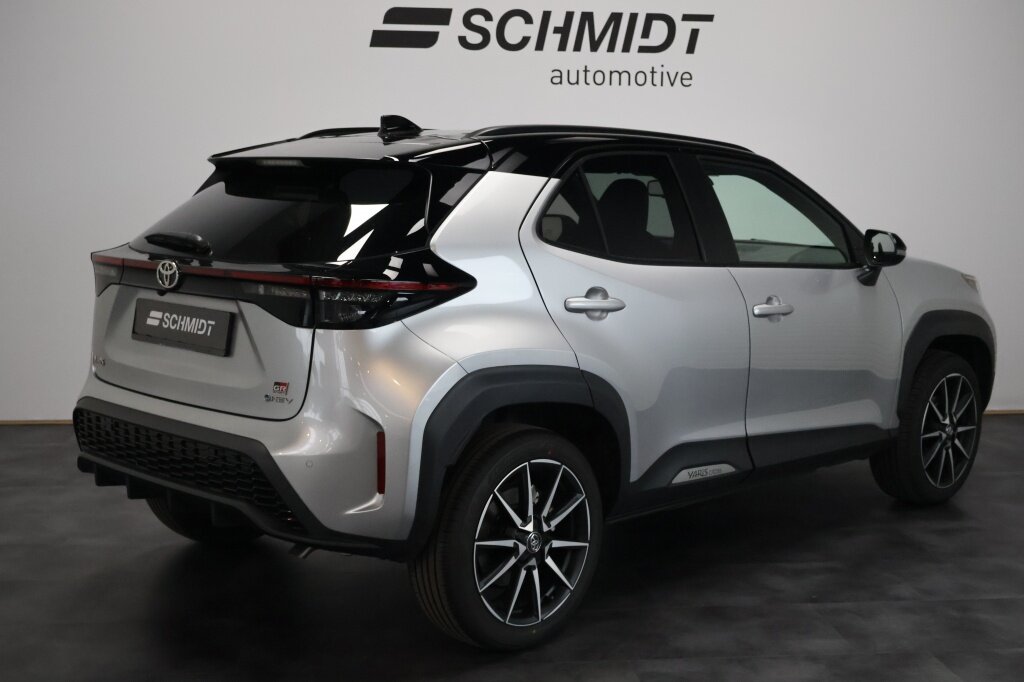 Toyota Yaris Cross 1.5 Hyb 130 GR Sport Automaat | Camera | Winter Pakket | Keyless - Afbeelding 4