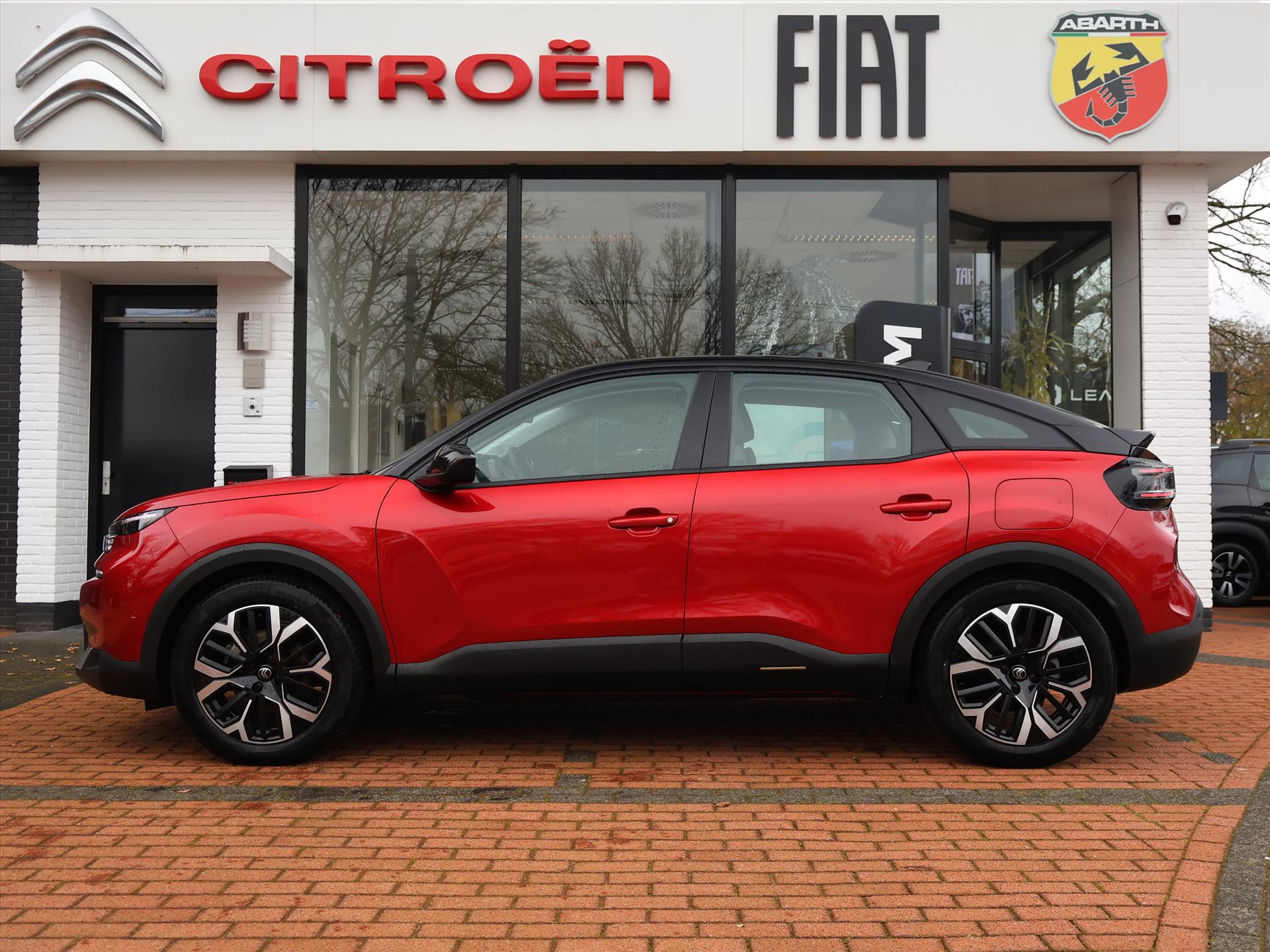 Citroën Ë-C4 *Auto van de Week!* EV Extended Range 156PK 54 kWh Business, Rijklaarprijs | Stoelverwarming | Camera | Navigatie | DAB+ - Afbeelding 3