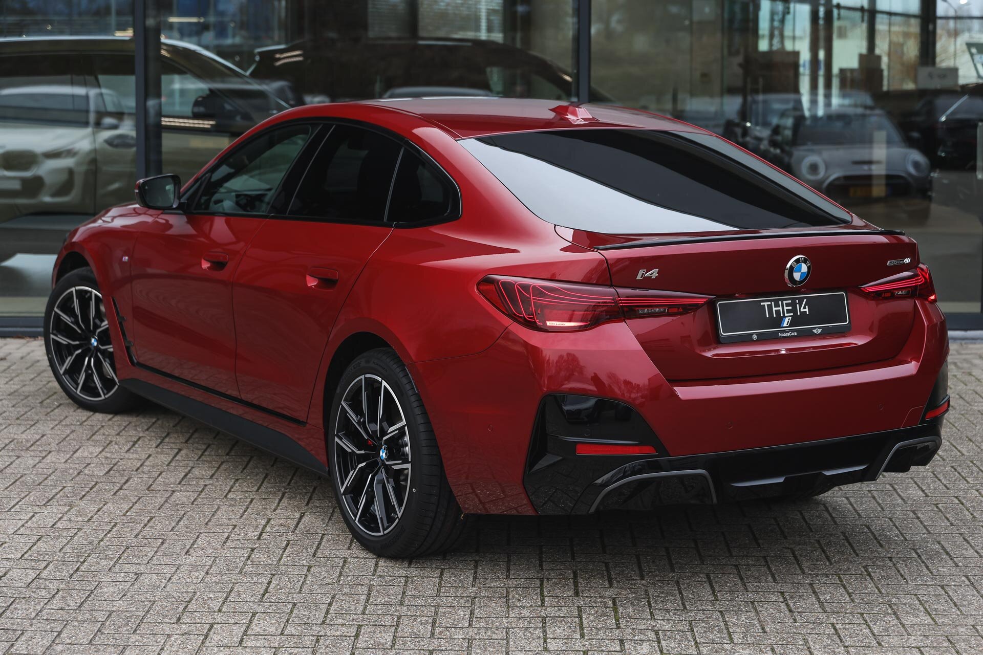 BMW i4 eDrive40 High Executive M Sport - Afbeelding 2