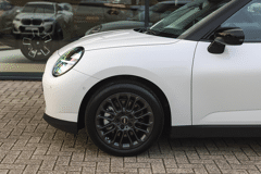 MINI Hatchback Cooper SE - Afbeelding 4