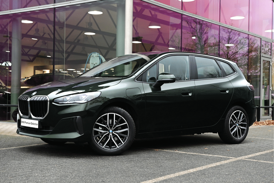 BMW 2 Serie Active Tourer 225e xDrive Automaat - Afbeelding 1