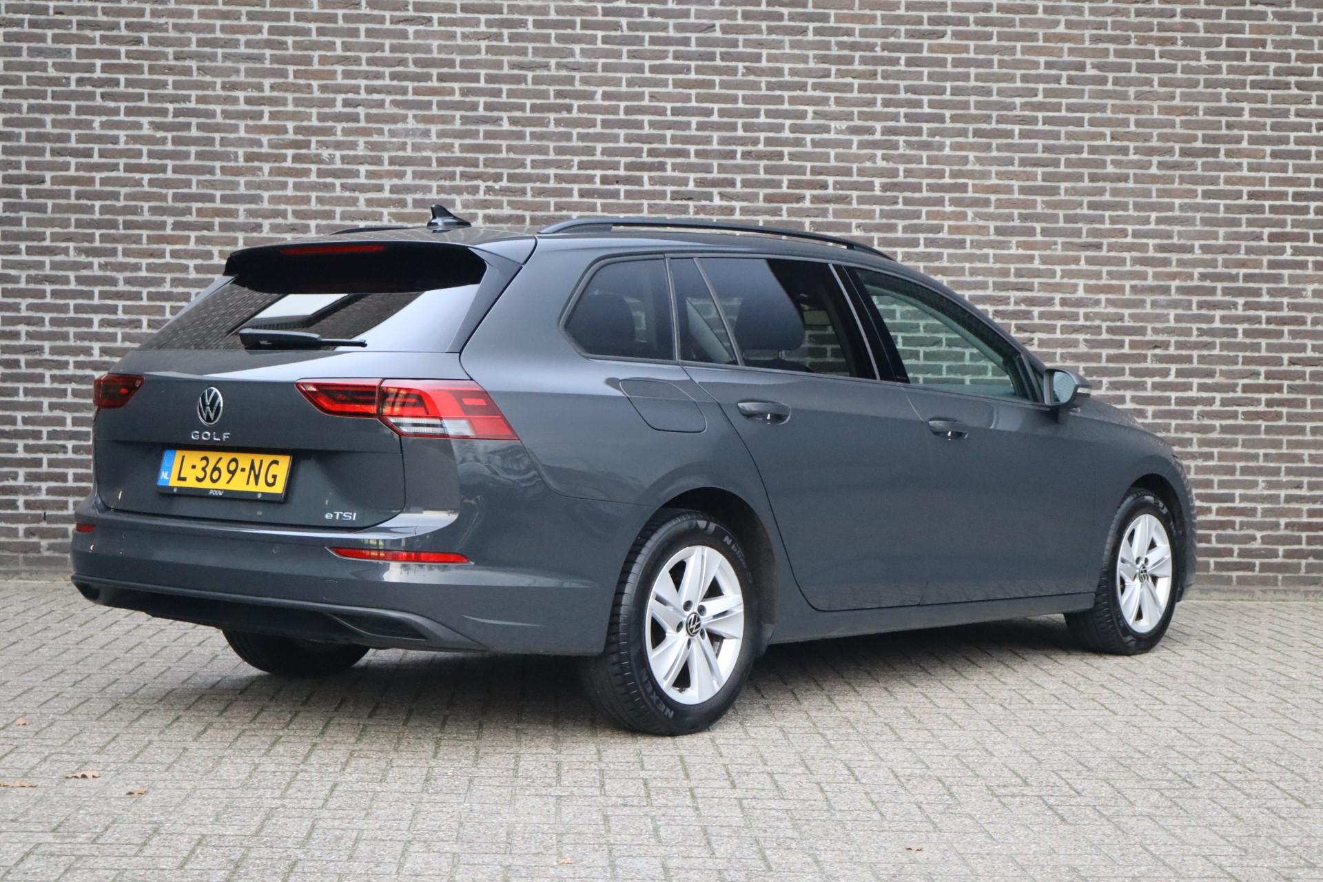 Volkswagen Golf Variant 1.0 eTSI 110pk DSG Life - Afbeelding 2