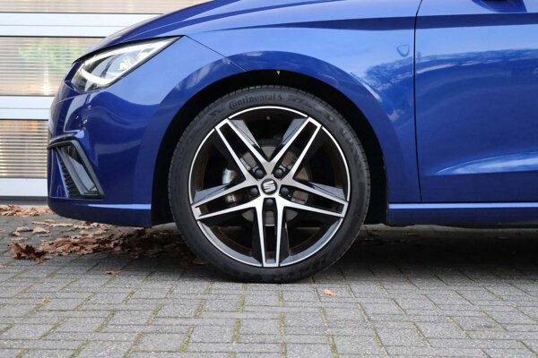 18 inch lichtmetalen velgen Performance (Piano Black) 18 inch lichtmetalen velgen Performance (Piano Black)