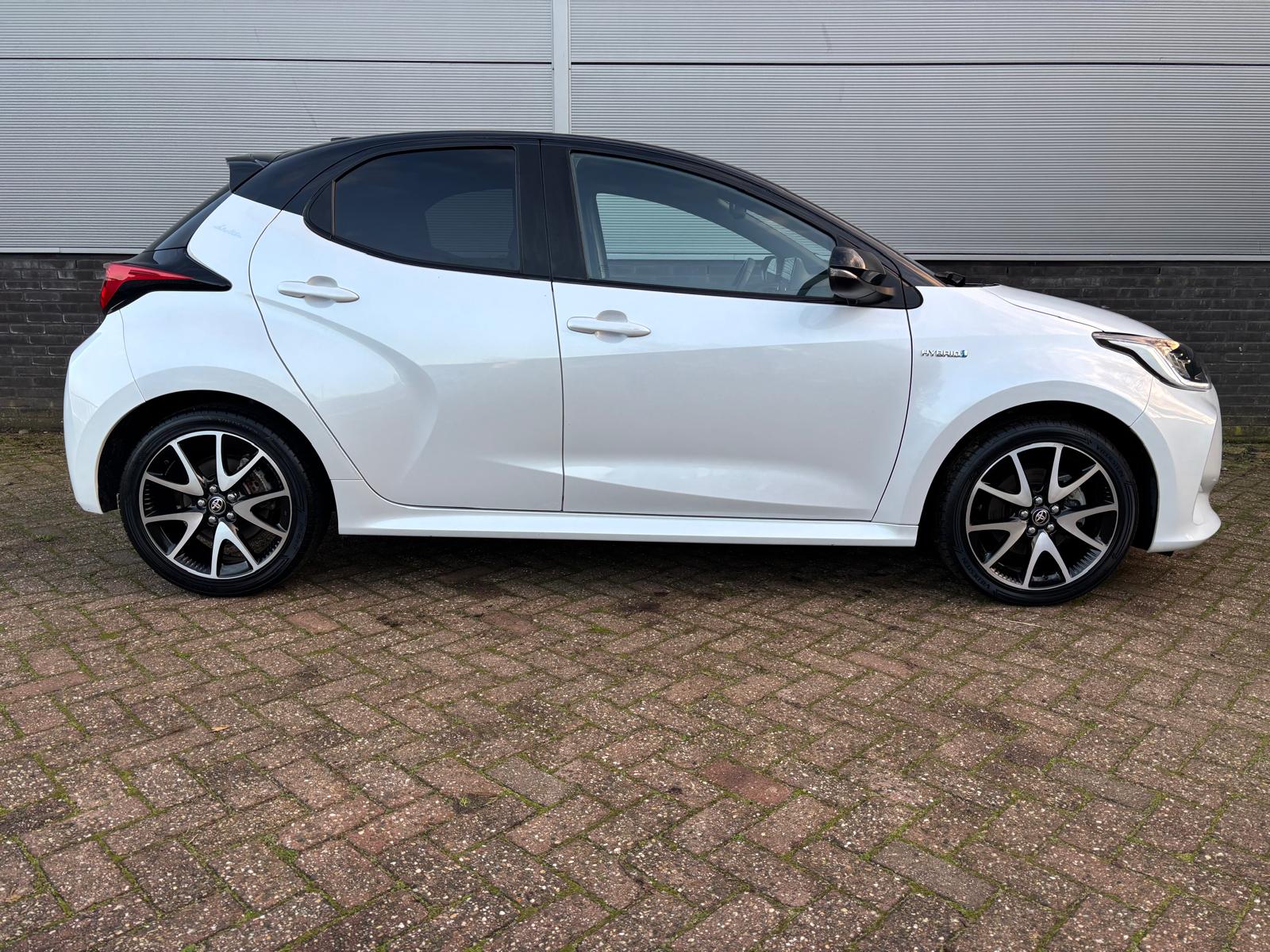 Toyota Yaris 1.5 Hybrid Executive Limited - Afbeelding 5