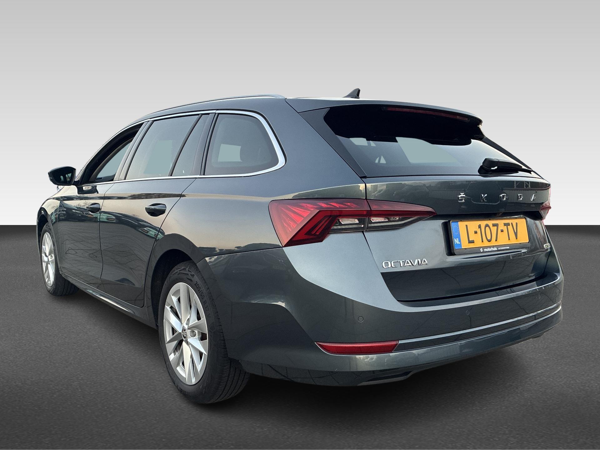 Škoda Octavia Combi 1.0 TSI e-Tech MHEV 110pk DSG Automaat Business Edition Plus - Afbeelding 3
