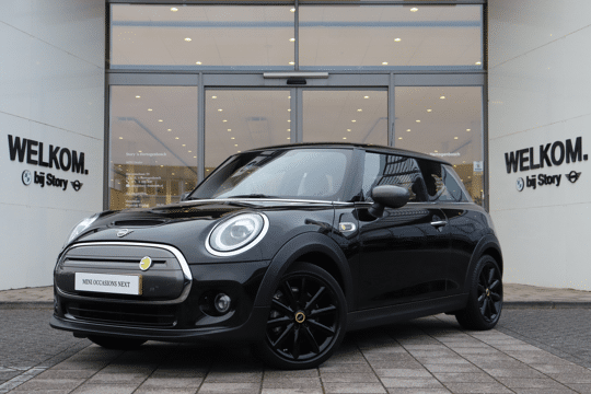 MINI Electric Essential