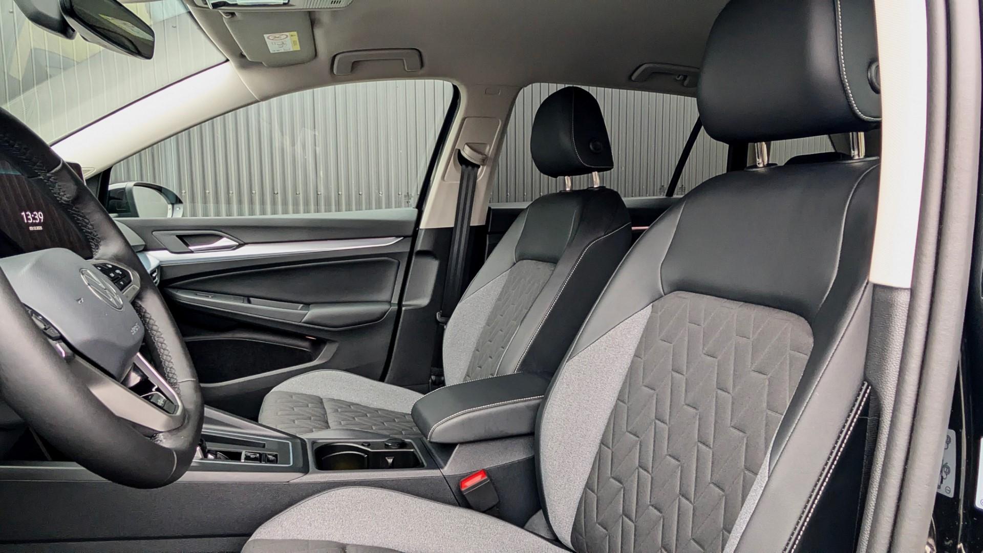 Volkswagen Golf Variant 1.5 eTSI 115pk DSG Life Edition - Afbeelding 4