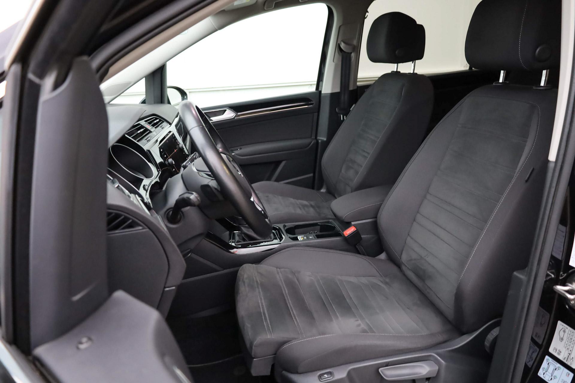 Volkswagen Touran 1.5 TSI 150pk DSG Highline 7p - Afbeelding 4