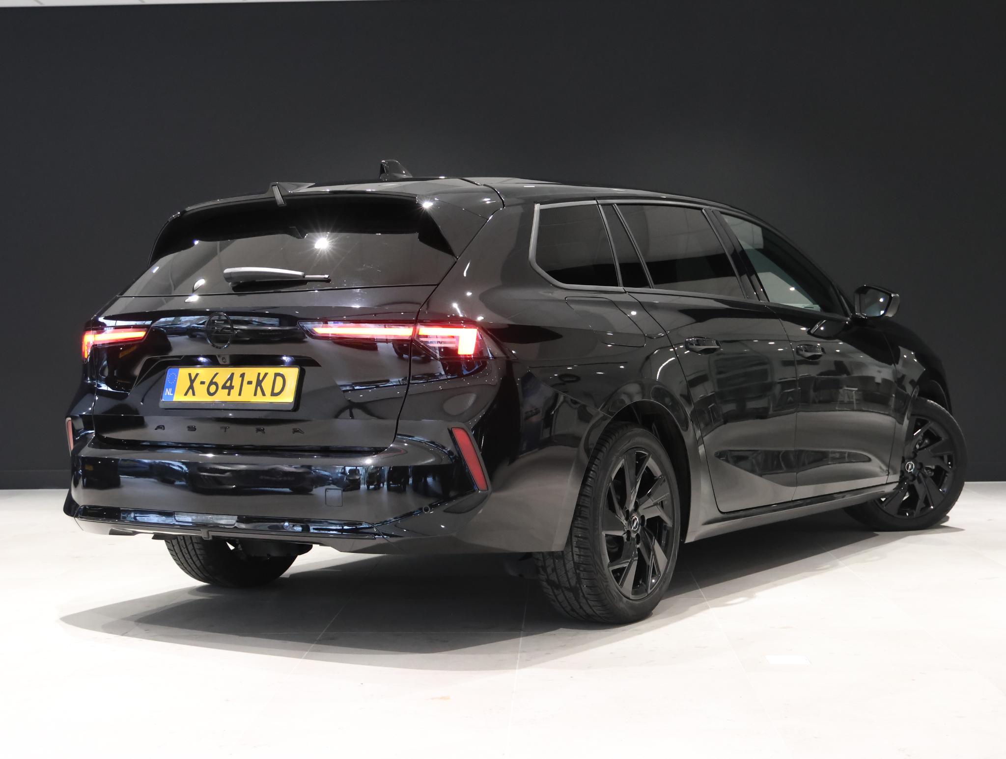 Opel Astra Sports Tourer Level 4 130 pk Automaat - Afbeelding 3