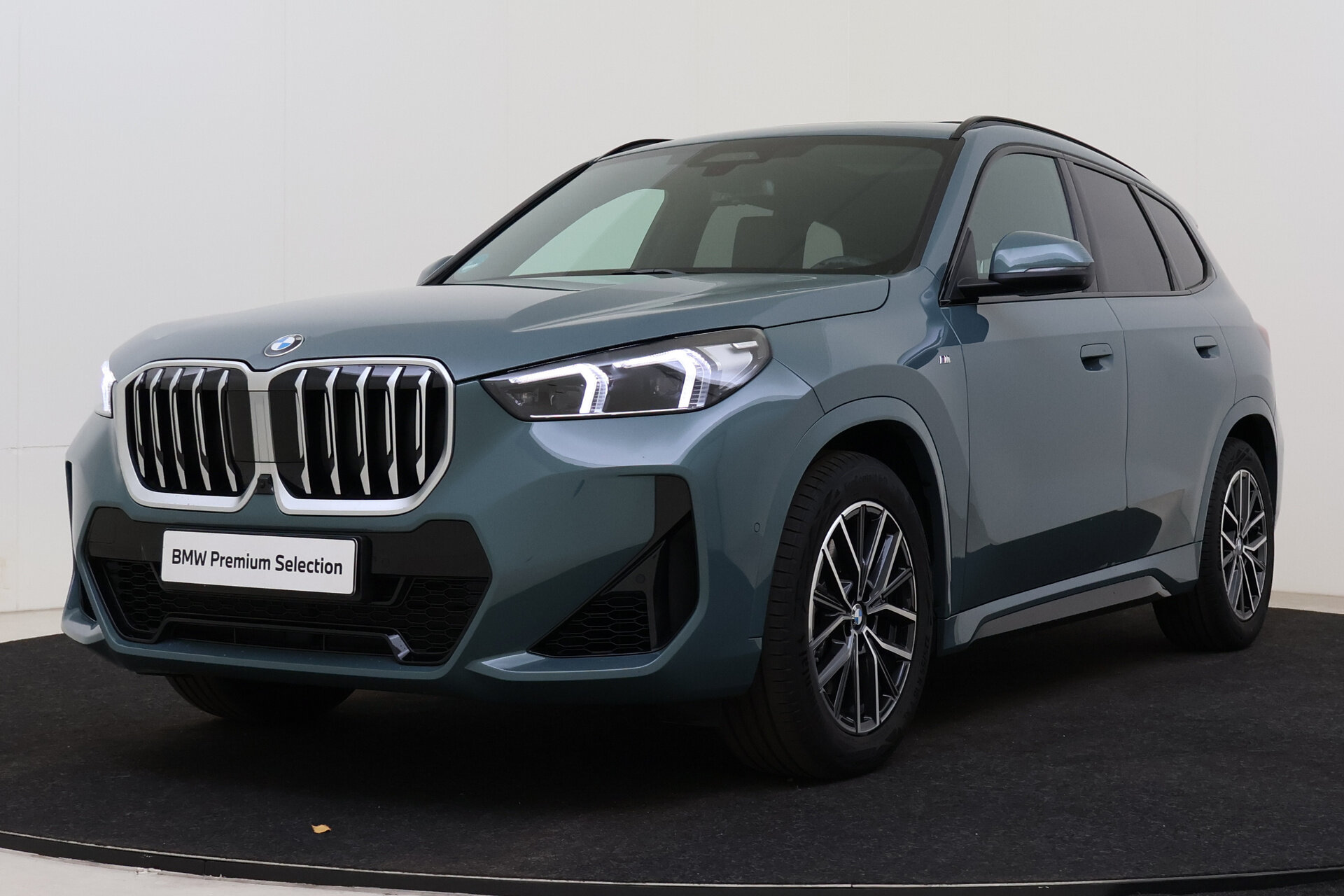 BMW X1 xDrive23i High Executive M Sport Automaat