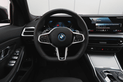 BMW 3 Serie 330e M Sport Automaat - Afbeelding 3