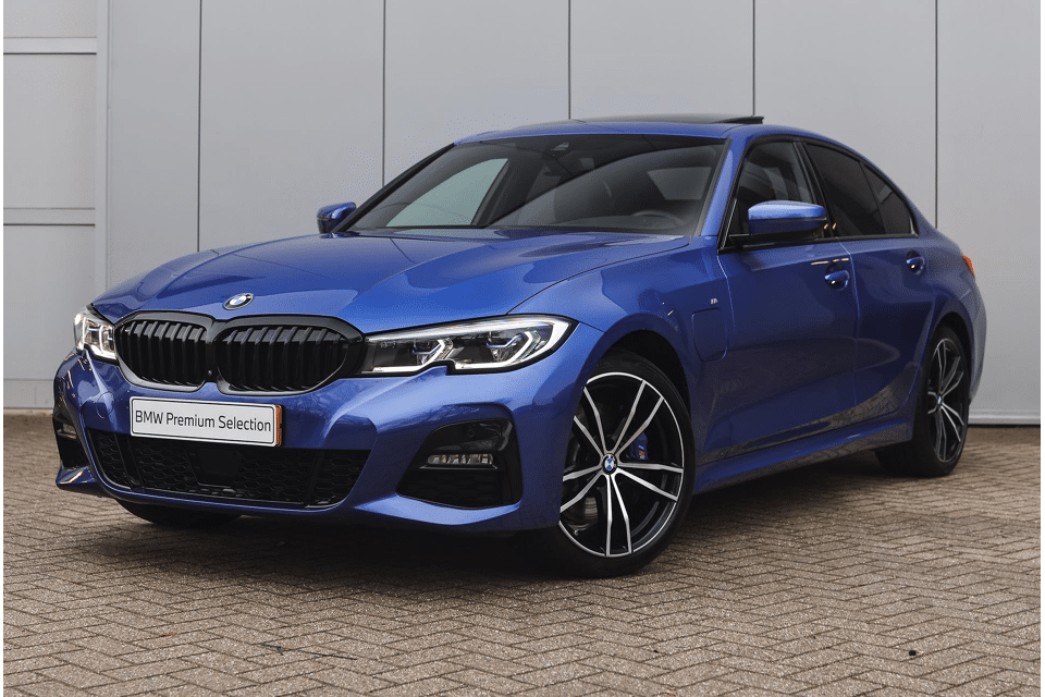 BMW 3 Serie 330e M Sport Automaat - Afbeelding 1