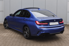 BMW 3 Serie 330e M Sport Automaat - Afbeelding 2