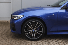 BMW 3 Serie 330e M Sport Automaat - Afbeelding 5