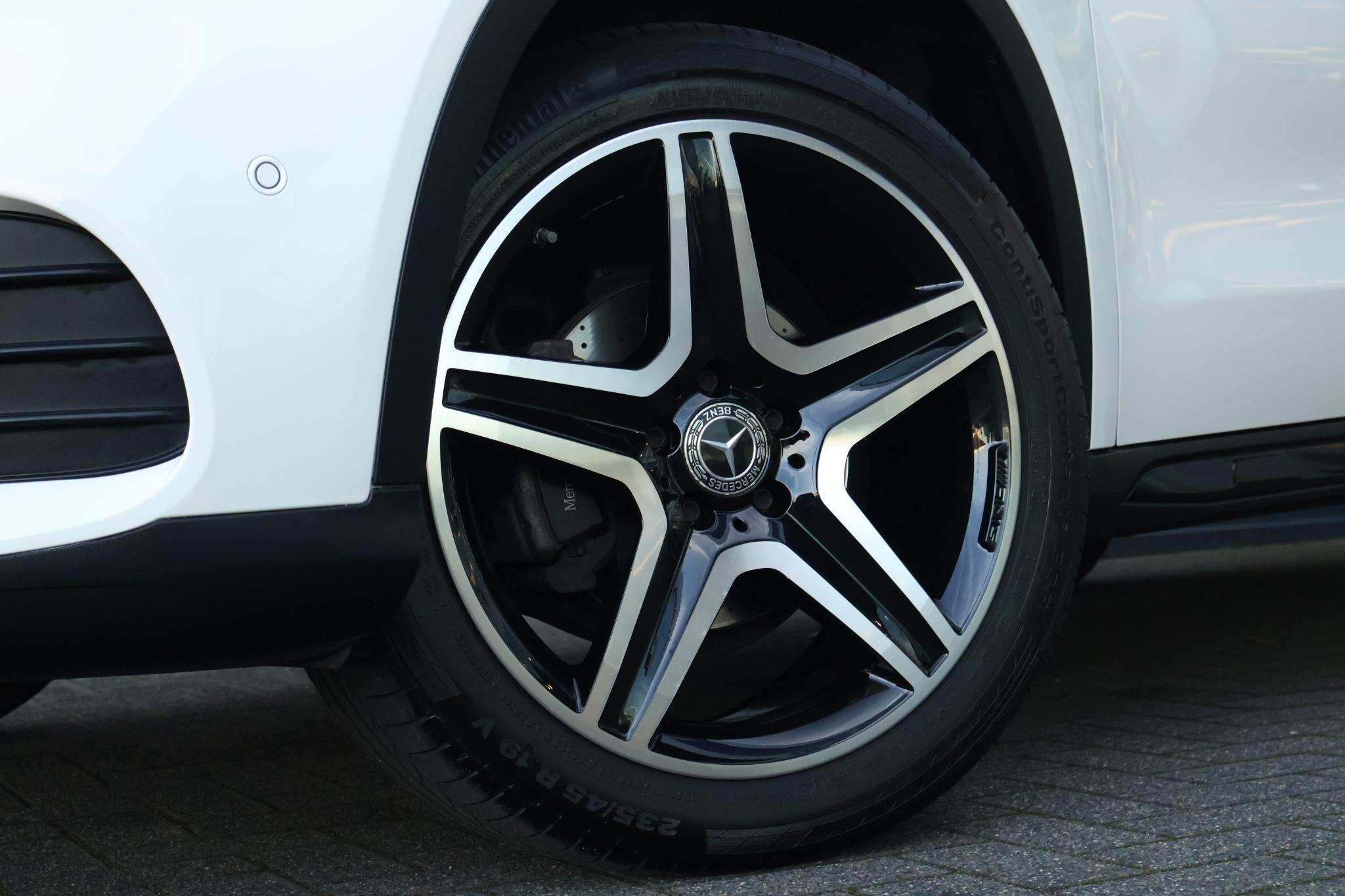 Mercedes-Benz GLA 200 Premium Plus - Bild 4