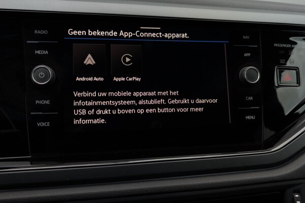 Apple Carplay/Android Auto