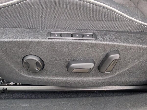 elektrisch verstelbare bestuurdersstoel met geheugen elektrisch verstelbare bestuurdersstoel met geheugen