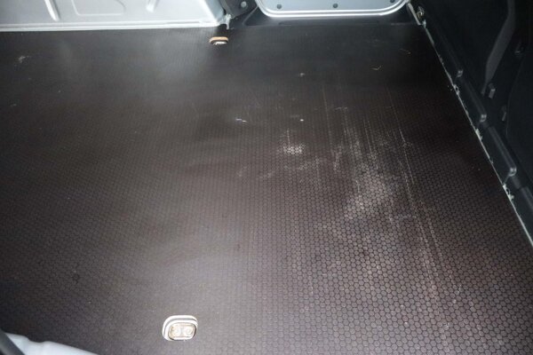 betonplex in laadruimte