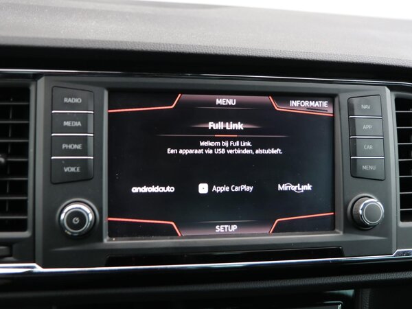 Apple Carplay/Android Auto