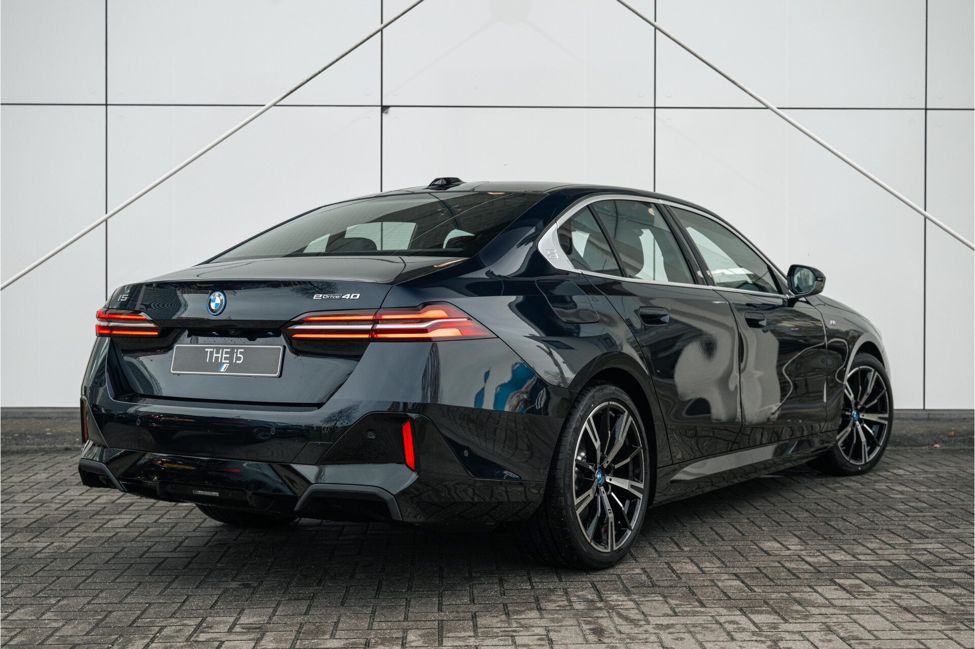 BMW i5 eDrive40 M Sport - Afbeelding 2