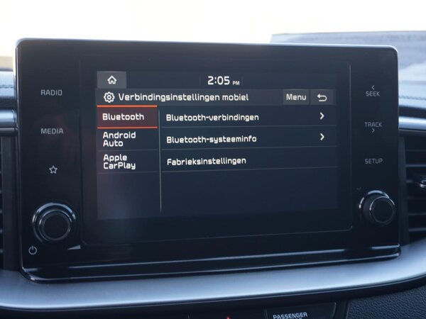 Apple Carplay/Android Auto Apple Carplay/Android Auto