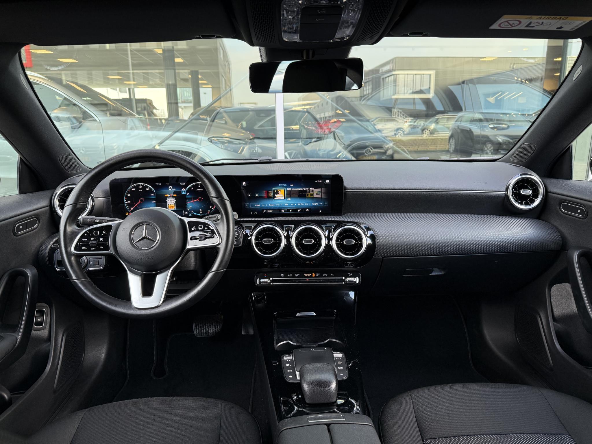 Mercedes-Benz CLA Shooting Brake 180 Business Solution - Afbeelding 3