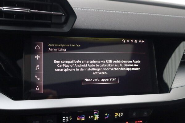 Apple Carplay/Android Auto Apple Carplay/Android Auto
