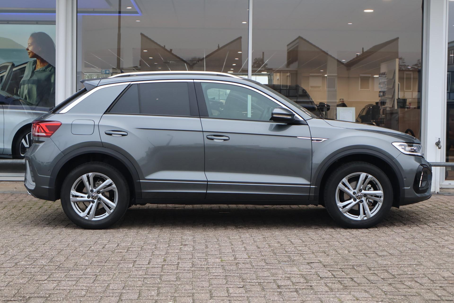 Volkswagen T-Roc 1.5 TSI 150pk DSG R-Line Edition - Afbeelding 3