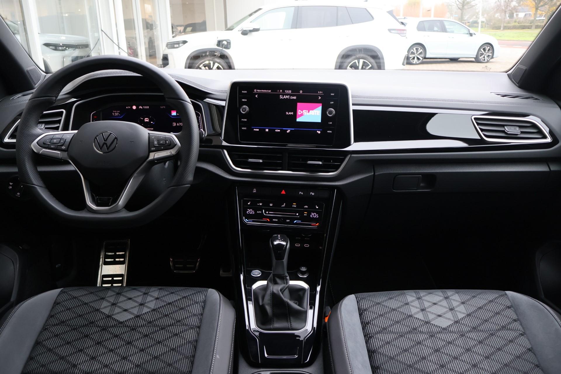 Volkswagen T-Roc 1.5 TSI 150pk DSG R-Line Edition - Afbeelding 5