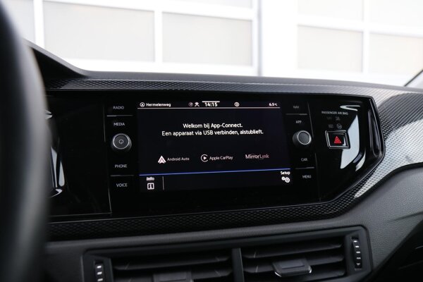 Apple Carplay/Android Auto