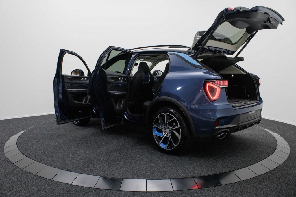 Lynk & Co 01 1.5 PHEV 261 PK | Private lease €549 p.m. - Afbeelding 3