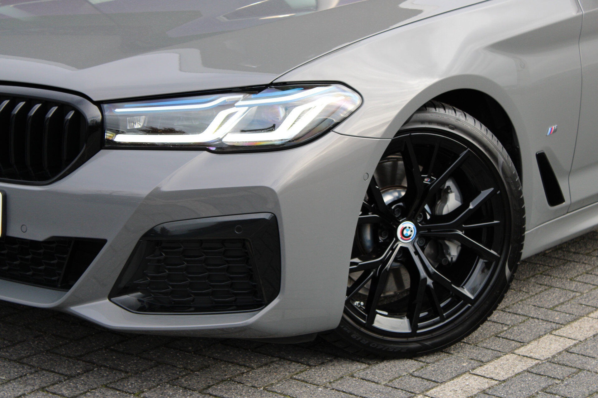 BMW 5 Serie Touring 530i High Executive M Sport Automaat - Afbeelding 4