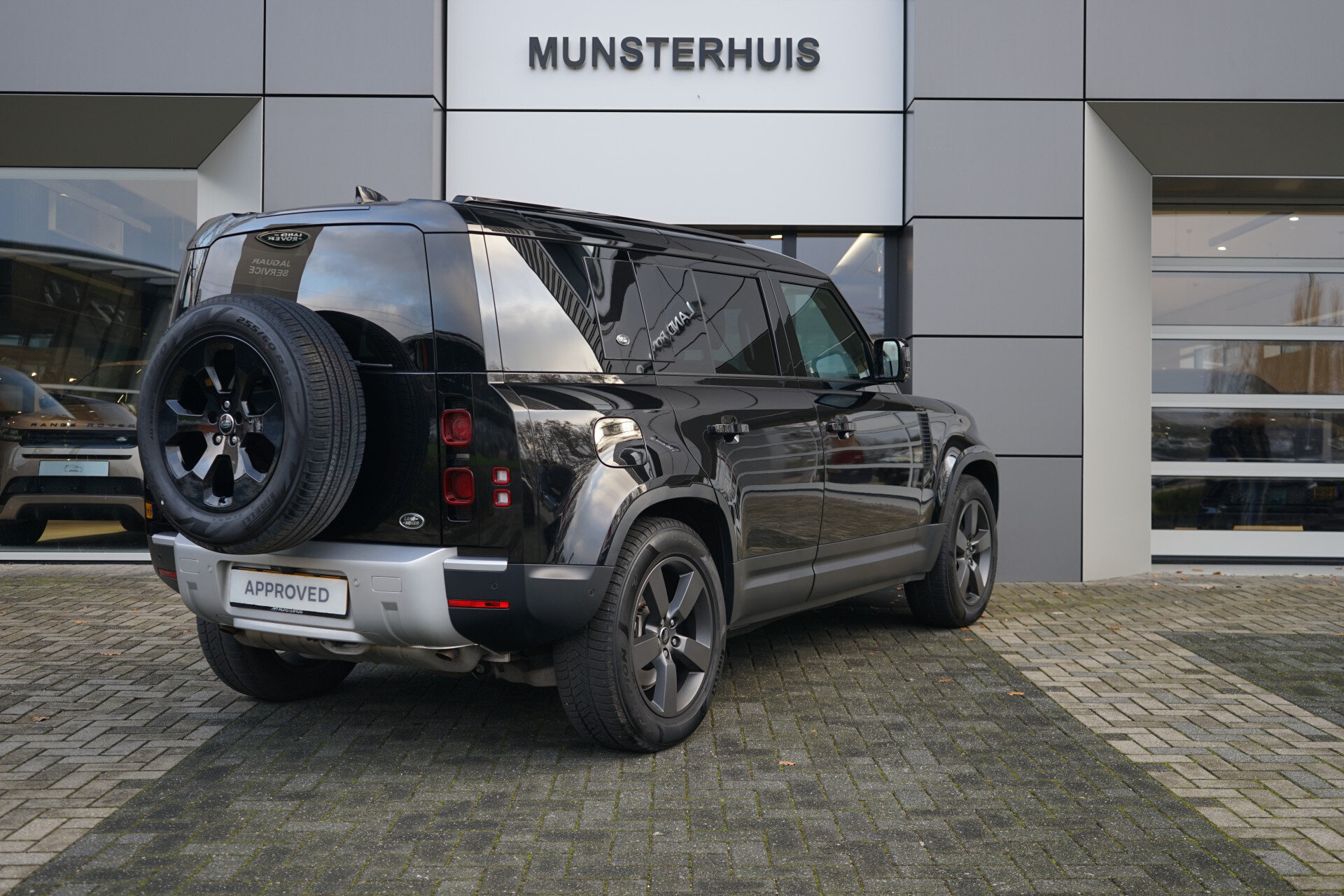 Land Rover Defender 110 2.0 P400e 110 SE - Afbeelding 2