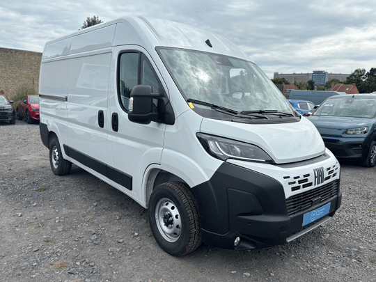 Fiat Ducato Professional L2H2 VAN 3.5T 2.2 TURBO D 140PK MT6 * NAVI * CAMERA * CARPLAY *