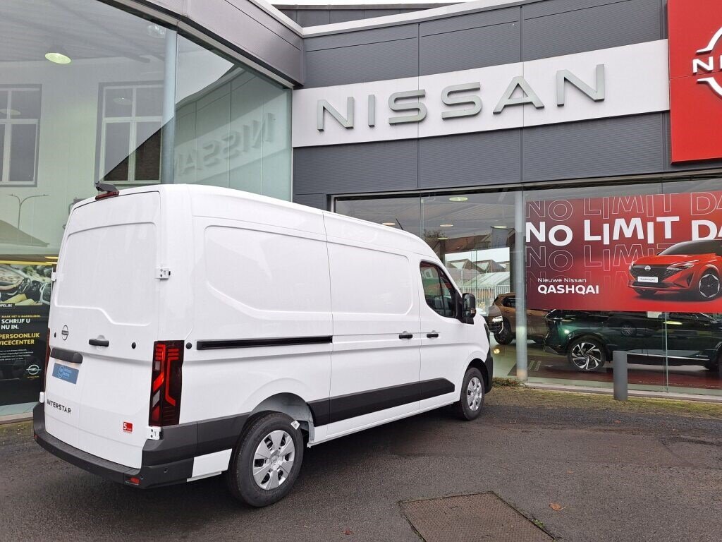 Nissan Interstar VAN * 2.0dCi 130 M/T L2H2 3.5T TEKNA * CARPLAY * VOORRUITONTDOOIING * CAMERA & SENSOREN * - Image 2